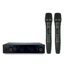Microfone duplo Sem Fio Kadosh K502M UHF Mão Duplo Recarregável Preto