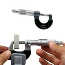 Micrômetro Mecanico Externo 0 a 25mm leitura 0,01mm estojo - Starfer Micrômetro Mecanico Externo 0 a 25mm leitura 0,01mm estojo - Starfer