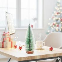 Mini Árvore de Natal pequena 20cm Verde para mesas Plástico Resistente Decoração De Mesas natalinas Mini Árvore de Natal pequena 20cm Verde para mesas Plástico Resistente Decoração De Mesas natalinas