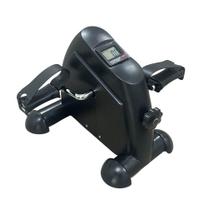Mini Bicicleta Ergométrica Importway IWMBEM Portátil com Monitor Ideal para Fisioterapia Preta