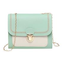 Mini Bolsa Flap Feminina Quadrada com Alça Tiracolo