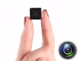 Mini Câmera WiFi c/ Voz e Gravação HD, Visão Noturna e Detecção de Movimento - Portátil p/ Casa e Escritório