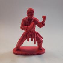 Mini chuck norris escala gulliver