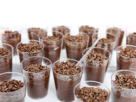 Mini copo para brigadeiro Mini copo para brigadeiro