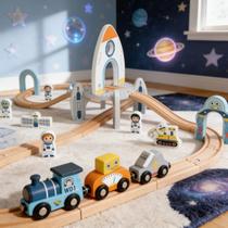 Mini Ferrovia de Madeira Estação Espacial Ferrorama Infantil Didático com Acessórios