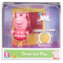 Mini Figura com Roupinha Peppa PIG - Peppa SUNNY