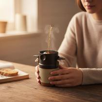 Mini Filtro Coador de Café Portátil Reutilizável com Suporte Dobrável em Aço Inox Preto
