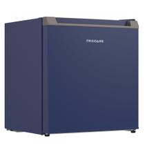 Mini geladeira Frigidaire 44 cm 45 L azul Mini geladeira Frigidaire 44 cm 45 L azul