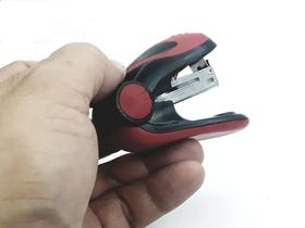 Mini Grampeador 26/6 Ergonômico Grampo Comum Vermelho Mini Grampeador 26/6 Ergonômico Grampo Comum Vermelho