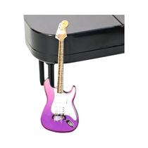 Mini Guitarra Acessório Para Casa De Bonecas Criativo Clássico Popular Modelo De Simulação Brinquedo