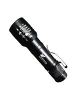 Mini lanterna de bolso com 3 tipos de iluminação e ajuste de profundidade. Mini lanterna de bolso com 3 tipos de iluminação e ajuste de profundidade.