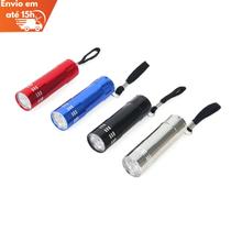 Mini Lanterna Metálica 9 LEDs Luz Branca Cores Sortidas Mini Lanterna Metálica 9 LEDs Luz Branca Cores Sortidas