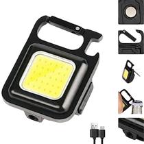 Mini Lanterna Mosquetão Recarregável USB Chaveiro LED com Abridor de Garrafas Potência de 500 Lumens Multifunção