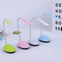 Mini luminária de mesa com 4 led's para leitura 360º flexível a pilha otima qualidade