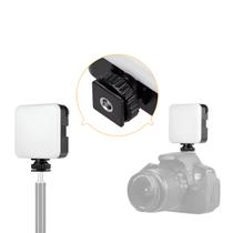 Mini Luz LED Portátil para Vídeo Câmera RGB Lâmpada Mini Luz LED Portátil para Vídeo Câmera RGB Lâmpada