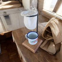 Mini Mancebo Coador de Café em Madeira Maciça + Canequinha Mini Mancebo Coador de Café em Madeira Maciça + Canequinha