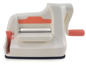 Mini Máquina De Corte E Relevo Emboss & Cutting Com Bases Em Acrílico Sunlit Embossing Machine 10 cm Mini Máquina De Corte E Relevo Emboss & Cutting Com Bases Em Acrílico Sunlit Embossing Machine 10 cm