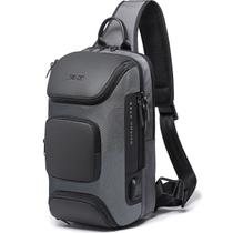 Mini Mochila Masculina Bolsa Transversal de Ombro Impermeável Pequena Pochete Premium Detalhes em Couro Compacta Mini Mochila Masculina Bolsa Transversal de Ombro Impermeável Pequena Pochete Premium Detalhes em Couro Compacta