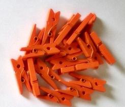 Mini Prendedor de Madeira Laranja 2,5cm - 50 Unidades - Artlille Mini Prendedor de Madeira Laranja 2,5cm - 50 Unidades - Artlille