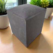 Mini Puff Banqueta Quadrado Cubo Decorativo material sintético e Suede