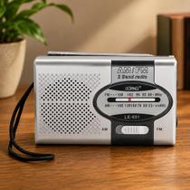 Mini Rádio Portátil AM FM Com Fone De Ouvido Lelong LE651 Mini Rádio Portátil AM FM Com Fone De Ouvido Lelong LE651