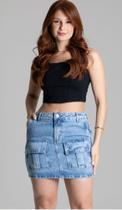 Mini Saia Cargo Jeans Feminina Cintura Alta Bolsos frente - Jeans Claro- Sawary