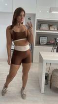 Mini short empina bumbum atletika bicolor cajubrasil