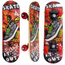 Mini Skate Infantil Estampado Completo Montado Resistente Radical Até 30 Kg Rodas Macias