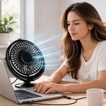 Mini Ventilador de Mesa USB Portátil Redondo Silencioso 5V 2W com Inclinação Ajustável para Escritório, Estudos, Home Office e Viagens Preto.
