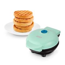 Mini Waffle Maker Dash - Forma de 10cm - Verde Água