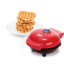 Mini Waffle Maker DASH Red Heart - 10cm com Placas Antiaderentes