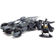 Miniatura - 1:32 - Batmobile e Batman - Liga da Justiça - Jada Toys 31706