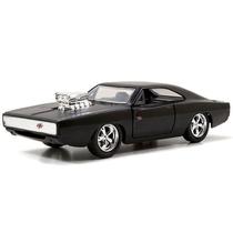 Miniatura - 1:32 - Dom's Dodge Charger R/T Fosco - Velozes e Furiosos - Jada Toys 97214