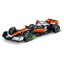 Miniatura - 1:43 - Formula 1 McLaren MCL60 2023 British GP 81 Oscar Piastri com Capacete - Bburago