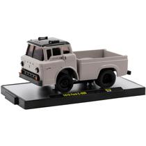 Miniatura - 1:64 - 1970 Ford C-600 - Auto-Thentics R72 - M2 Machines Miniatura - 1:64 - 1970 Ford C-600 - Auto-Thentics R72 - M2 Machines