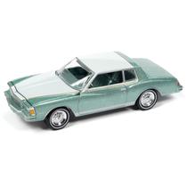 Miniatura - 1:64 - 1979 Chevy Monte Carlo Verde - Muscle Cars USA - Johnny Lightning JLMC030