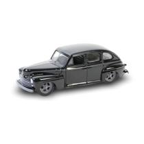 Miniatura 1948 Ford Fordor S Deluxe Lowrider 1:64 Greenlight