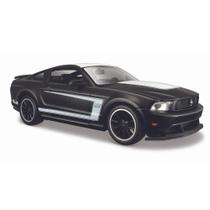 Miniatura 2012 Ford Mustang Boss 302- Preto - 1:24