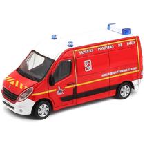 Miniatura Ambulância Renault Master 1/50 Vermelho Bburago 32008