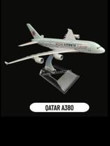 Miniatura Avião Aeronave Qatar B747 Metal Lindo a Pronta entrega