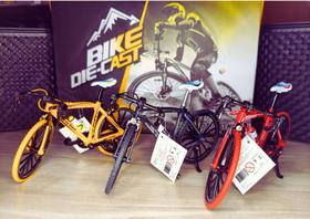 Miniatura Bicicleta Bike DieCast Full Metal Colecionável Miniatura Bicicleta Bike DieCast Full Metal Colecionável