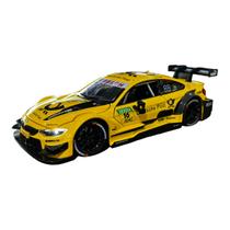 Miniatura BMW M4 Amarelo Acende Luz E Som Metal 1:24