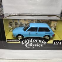 Miniatura Brasília 1976 1/24 Azul Califórnia Classics 17cm Miniatura Brasília 1976 1/24 Azul Califórnia Classics 17cm