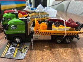 Miniatura Caminhão Guincho Grua Plataforma com veiculo 1:64 Miniatura Caminhão Guincho Grua Plataforma com veiculo 1:64