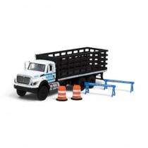 Miniatura Caminhão International WorkStar Plataforma NYPD Police - SD Trucks - Greenlight - 1:64 Miniatura Caminhão International WorkStar Plataforma NYPD Police - SD Trucks - Greenlight - 1:64