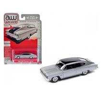 Miniatura Carro 1965 AMC Rambler Marlin 1:64 Auto World