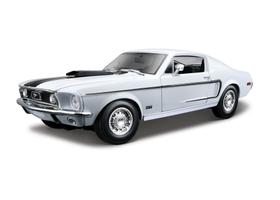 Miniatura Carro 1968 Ford Mustang Gt Cobra Jet 1/18 Special Edition Branco Maisto 31167