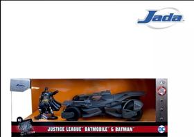 Miniatura Carro Batmóvel Liga da Justiça - c/ Figura - DC - 1:32 - Jada Toys