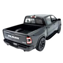 Miniatura Carro Caminhonete Ram 1500 2019 Ferro Abre Porta Miniatura Carro Caminhonete Ram 1500 2019 Ferro Abre Porta