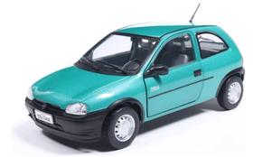 Miniatura Carro Chevrolet Corsa (1994) -1:24 California Toys Miniatura Carro Chevrolet Corsa (1994) -1:24 California Toys